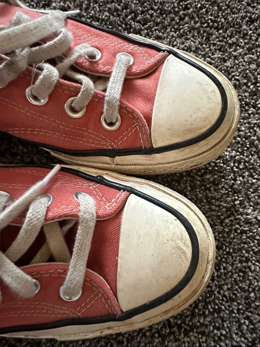 Converse Coral High Top Unisex  Sneakers 6.5 / 8.5 Streetwear Feminine Fun